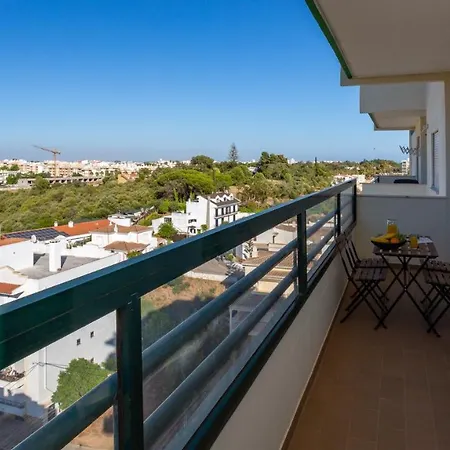 2Bdr Nature Apartment W/Balcony By Lovelystay