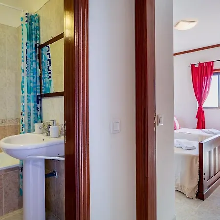 2Bdr Nature Apartment W/Balcony By Lovelystay