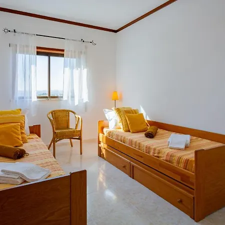 2Bdr Nature Apartment W/Balcony By Lovelystay *